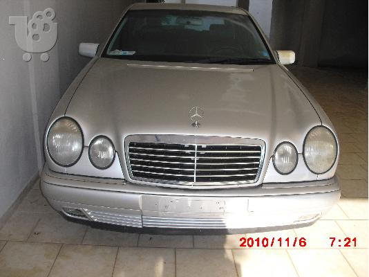 PoulaTo: MERCEDES E 200 '00